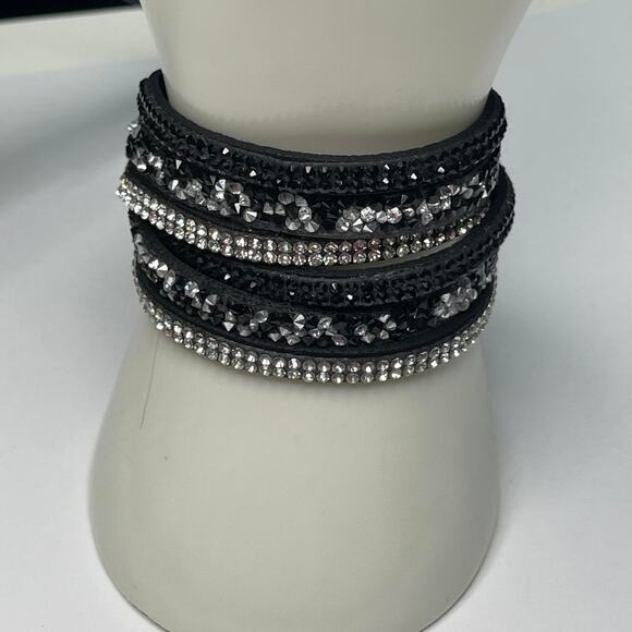 wrap bracelet black suede gray white boho bohemian versatile trendy jewelry - Picture 1 of 13